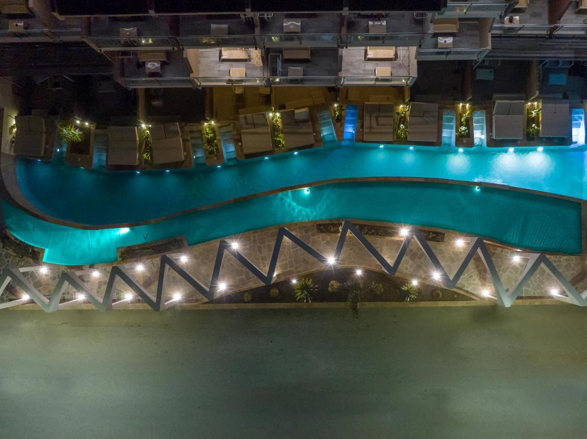 Bay Art Boutique - Adults Only Hotel