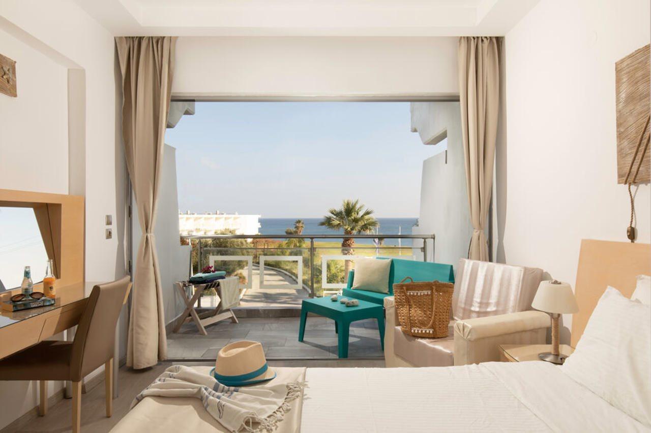 Hotel Bay Art Boutique - Adults Only 4*