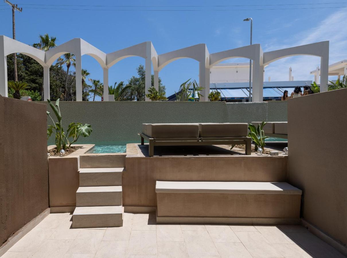 Bay Art Boutique - Adults Only Hotel